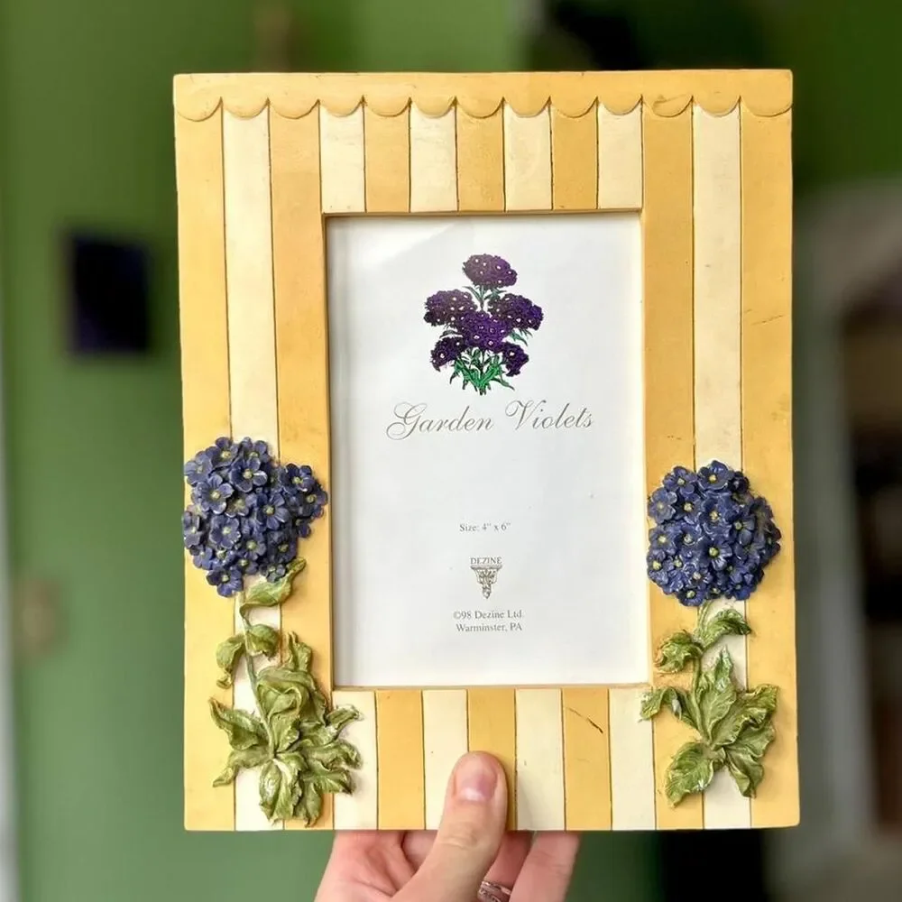 VTG Yellow Striped Floral Cottage Rustic Retro Frame Purple Flowers